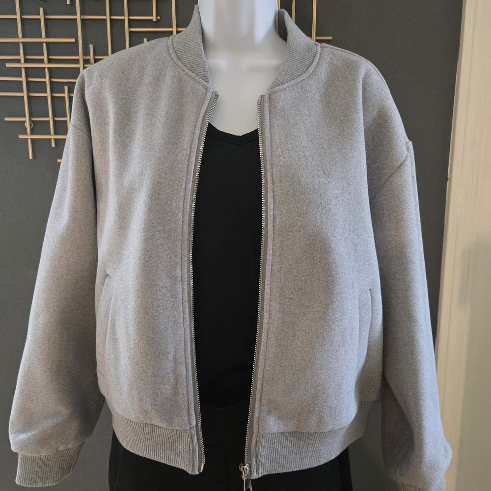 Steve Madden NWT Women's Light Gray Bomber Jacket